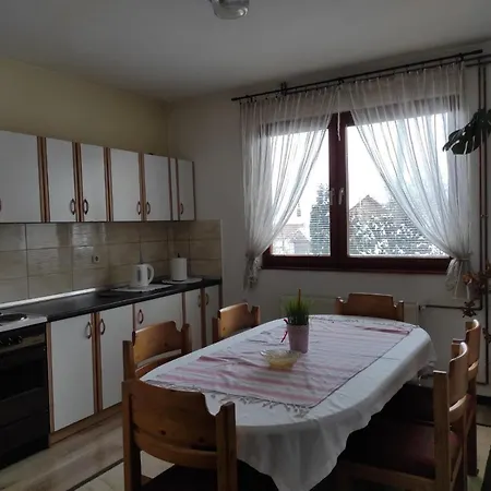 Apartmani Pale 페일