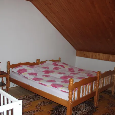 아파트 Apartmani Pale 페일